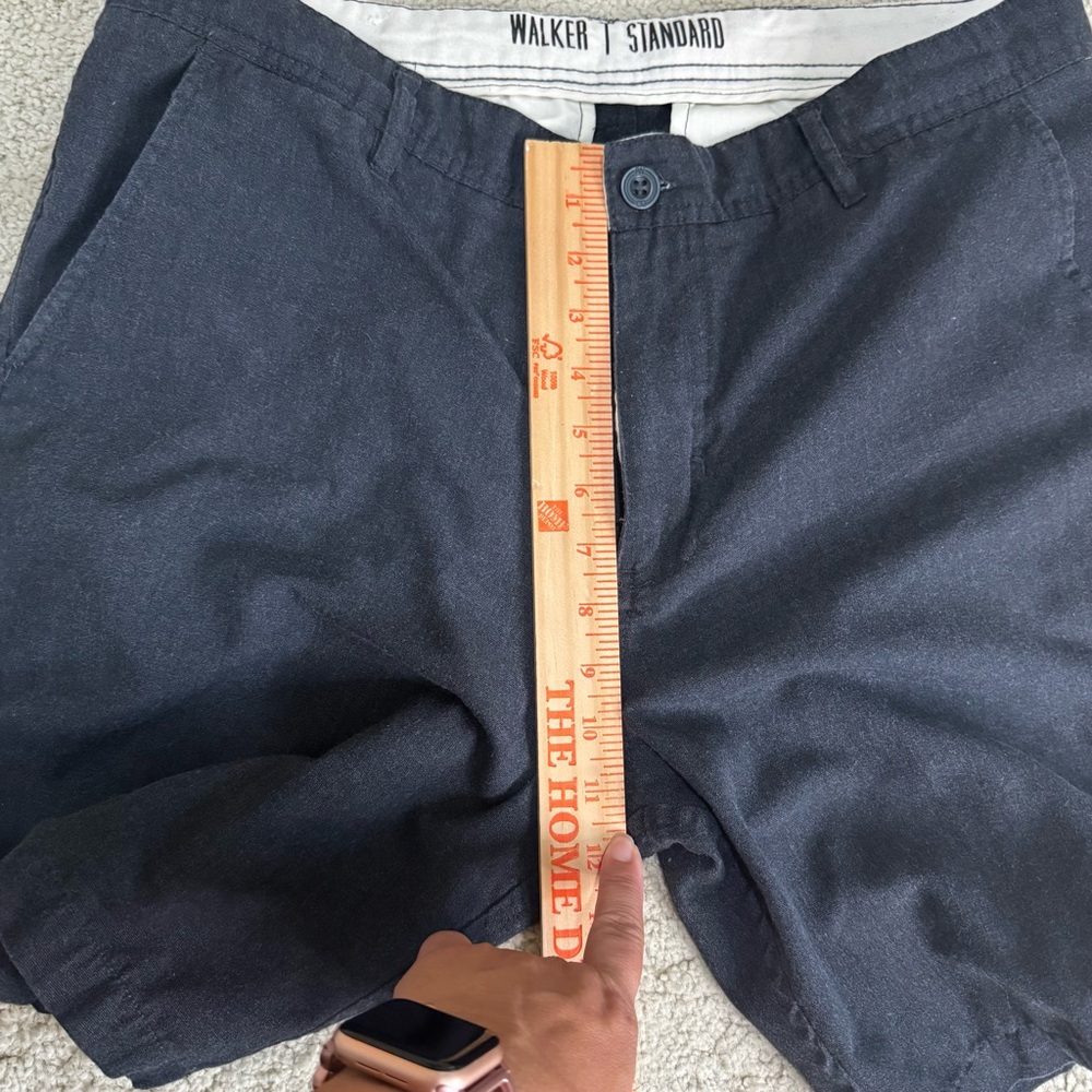 Freeworld Walker Standard Mens Chino Shorts Size 34 Charcoal Gray Skate Casual